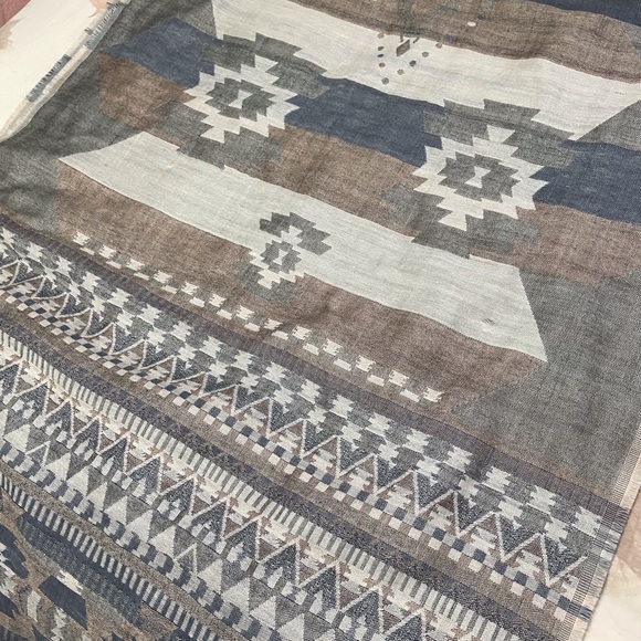 Dynamite Abstract Scarf - Picture 6 of 6